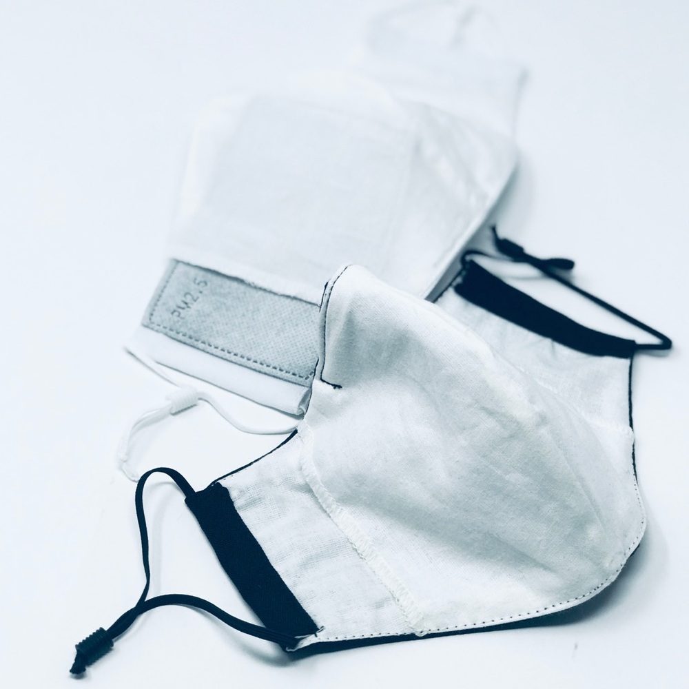 HAND MADE FACE MASK (UNISEX) WHITE ASLO BLACK. - Picture 3 of 7